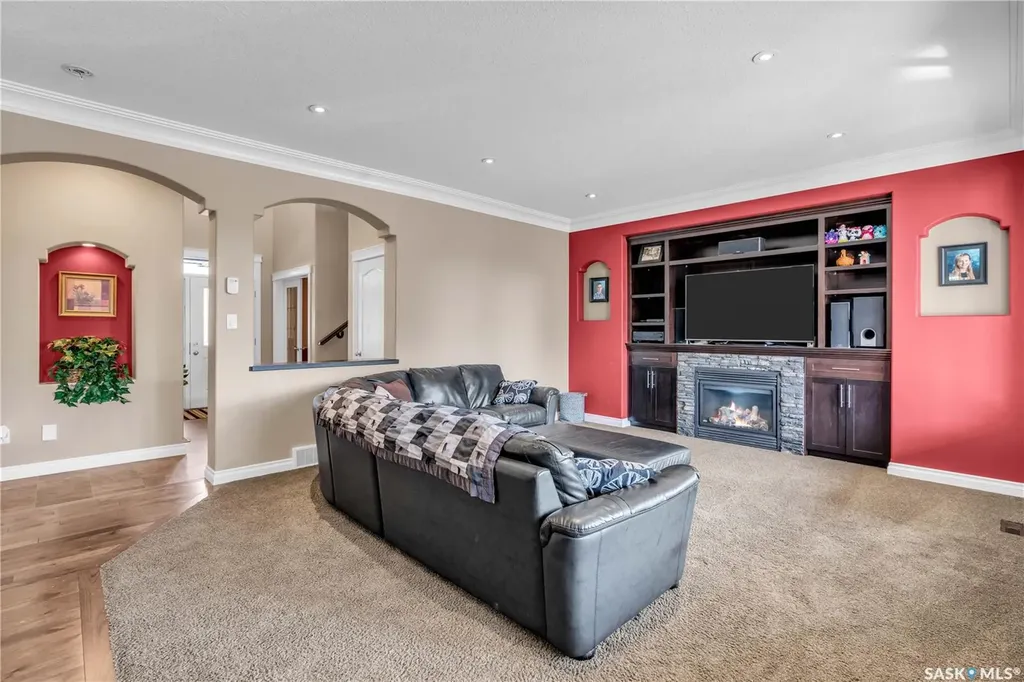 3969 Sandhill Crescent Regina SK S4V 3G7