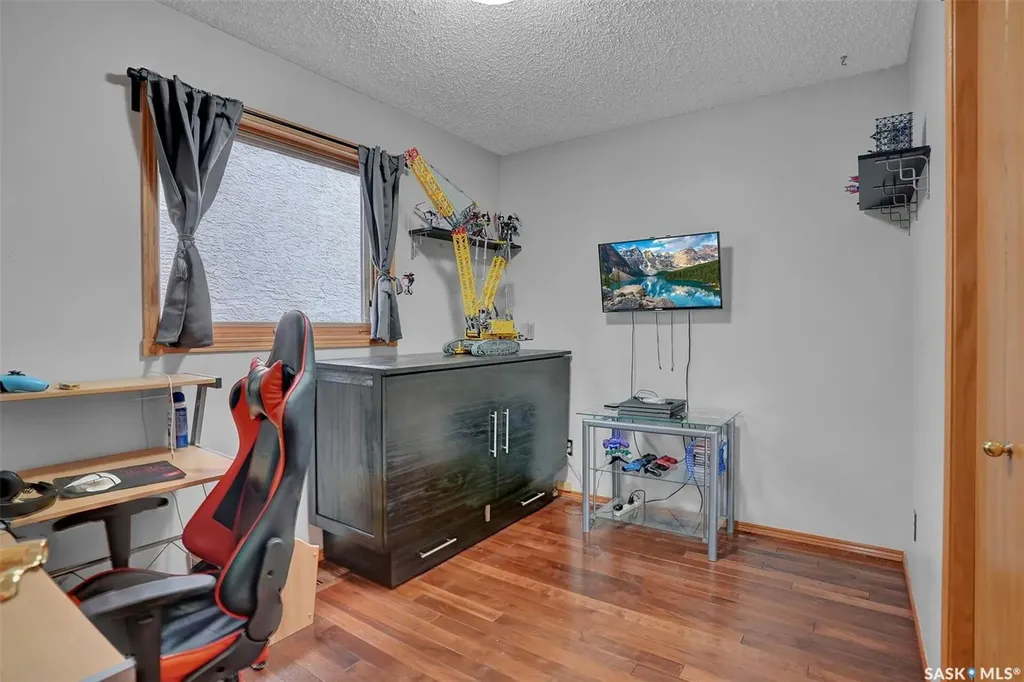 3312 Gloucester Bay Regina SK S4V 2T9