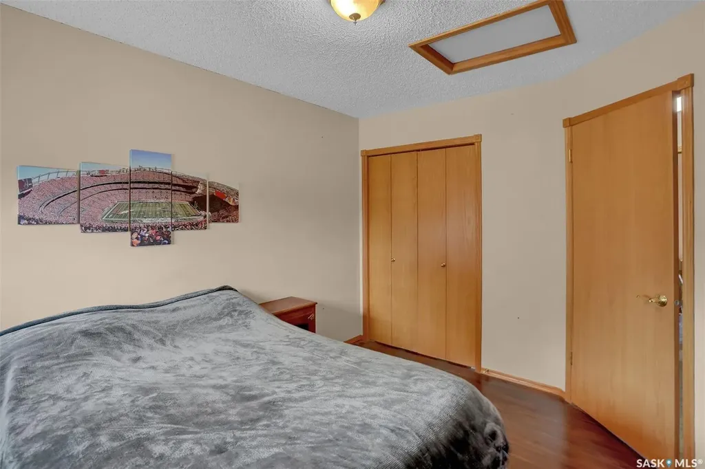 3312 Gloucester Bay Regina SK S4V 2T9