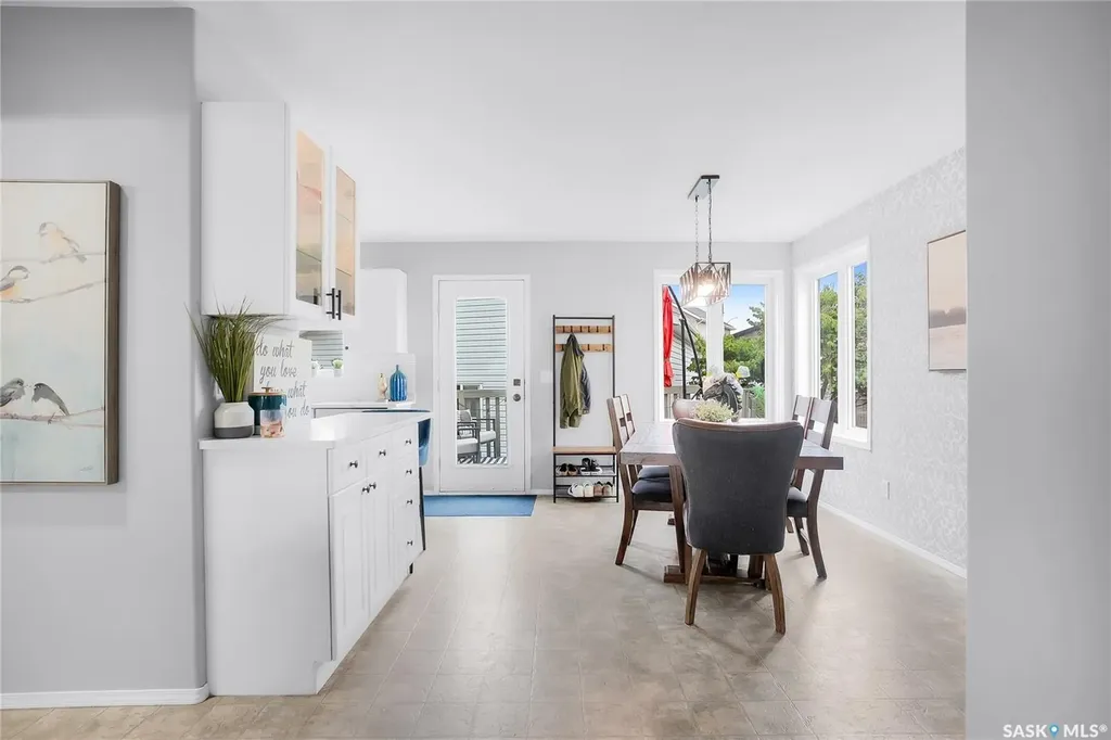 507 Carter Way Saskatoon SK S7L 7J1