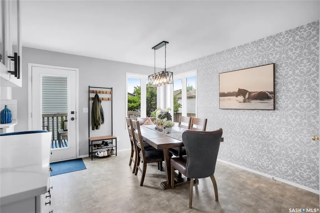507 Carter Way Saskatoon SK S7L 7J1