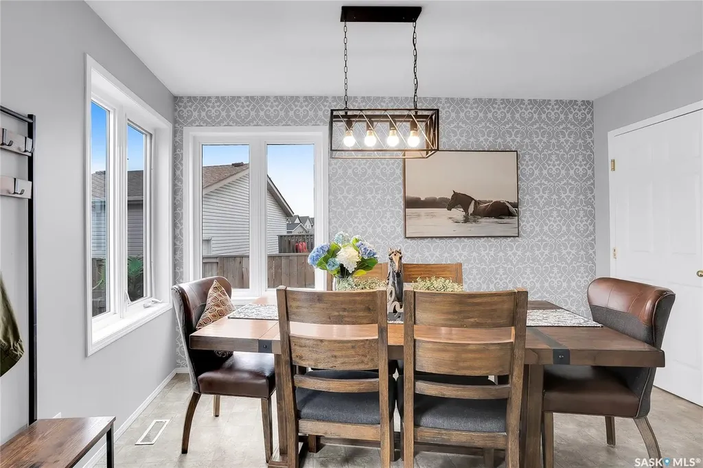 507 Carter Way Saskatoon SK S7L 7J1