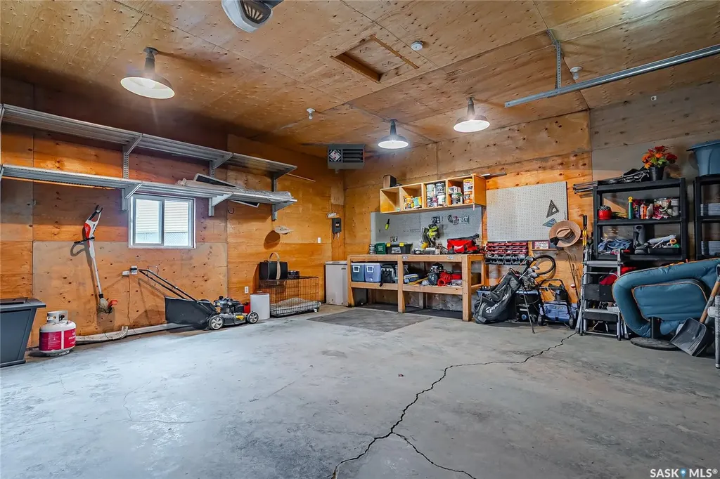 507 Carter Way Saskatoon SK S7L 7J1