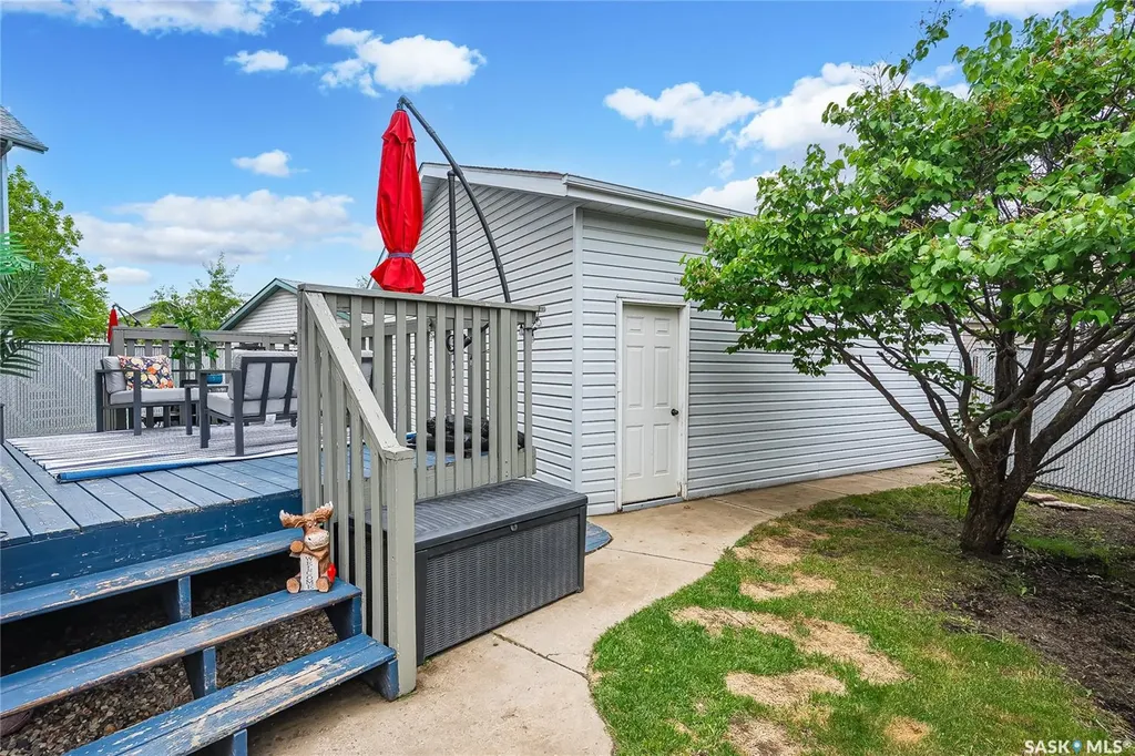 507 Carter Way Saskatoon SK S7L 7J1