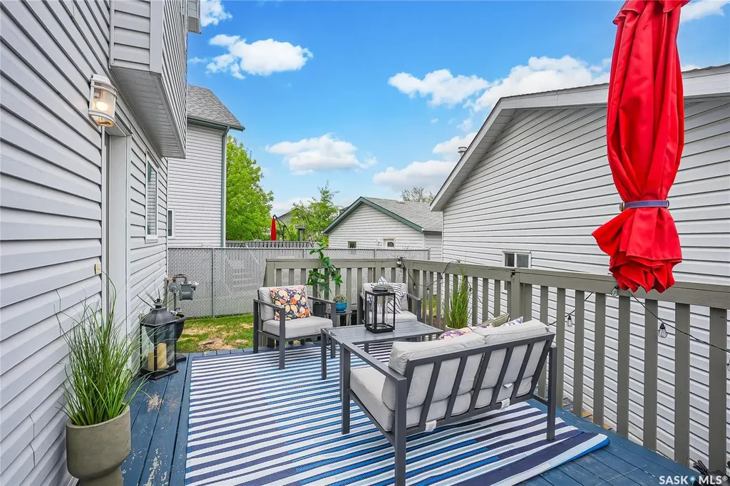 507 Carter Way Saskatoon SK S7L 7J1