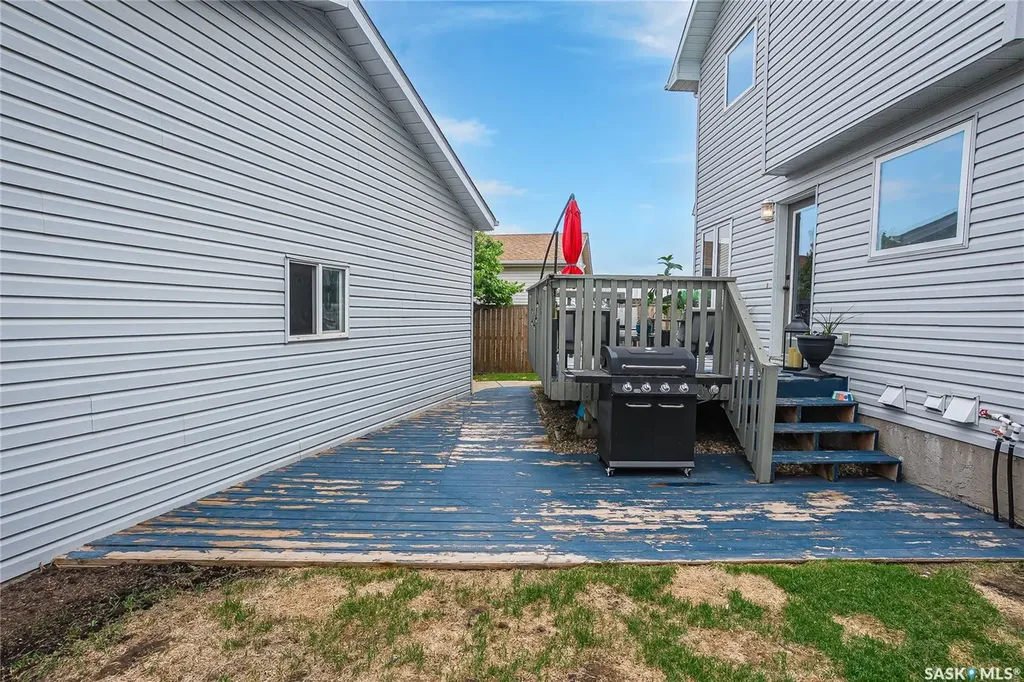 507 Carter Way Saskatoon SK S7L 7J1