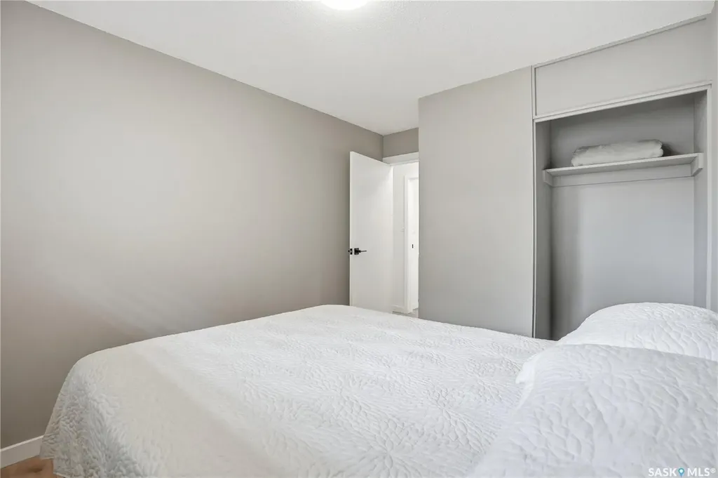 5929 Mckinley Avenue Regina SK S4T 6P5