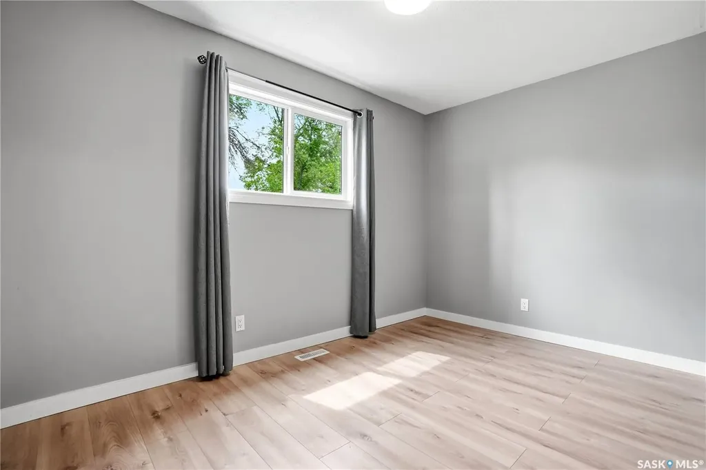 5929 Mckinley Avenue Regina SK S4T 6P5