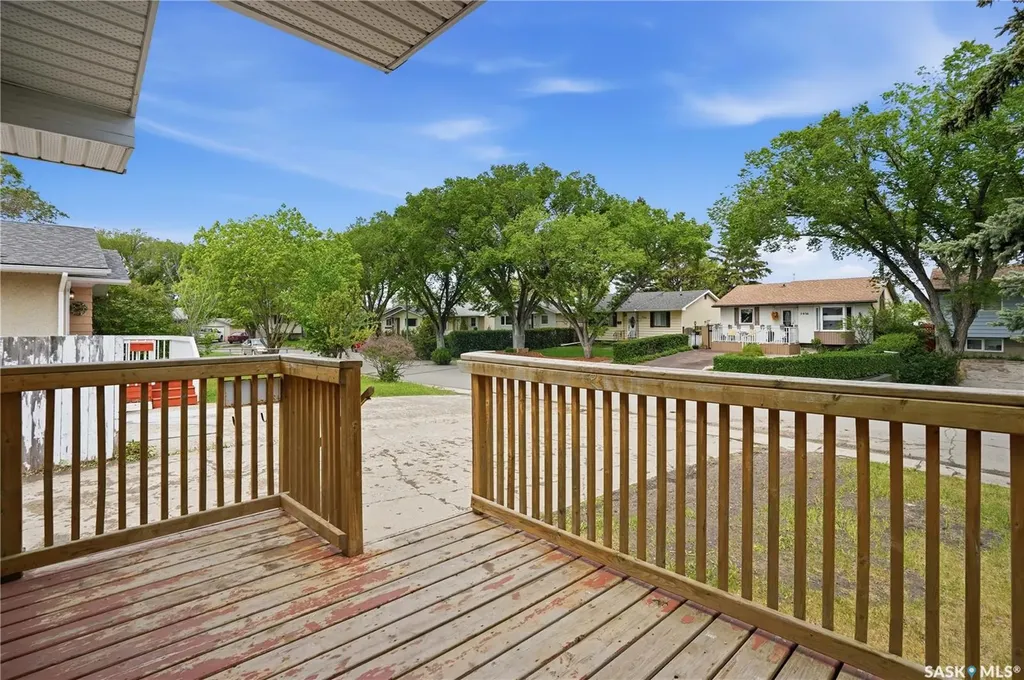 5929 Mckinley Avenue Regina SK S4T 6P5