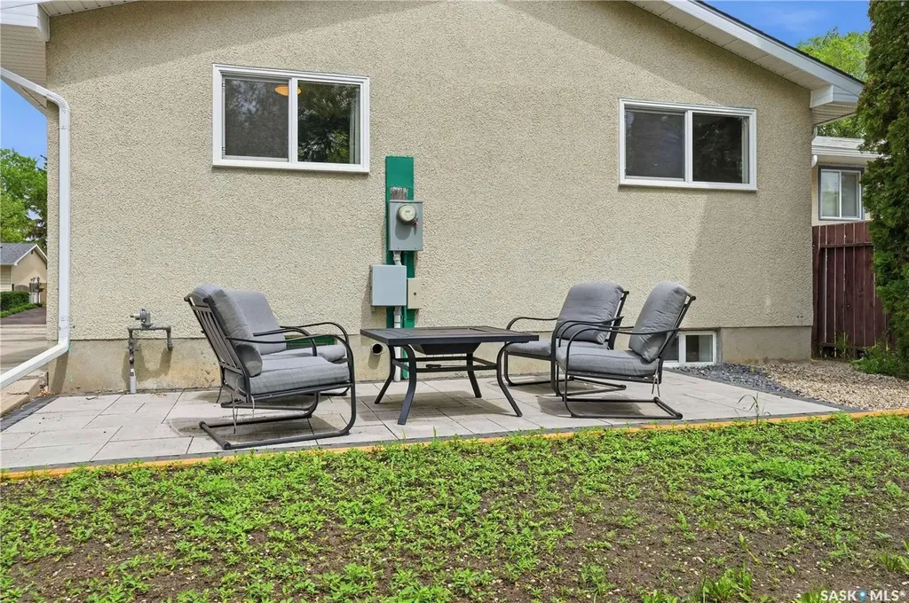 5929 Mckinley Avenue Regina SK S4T 6P5