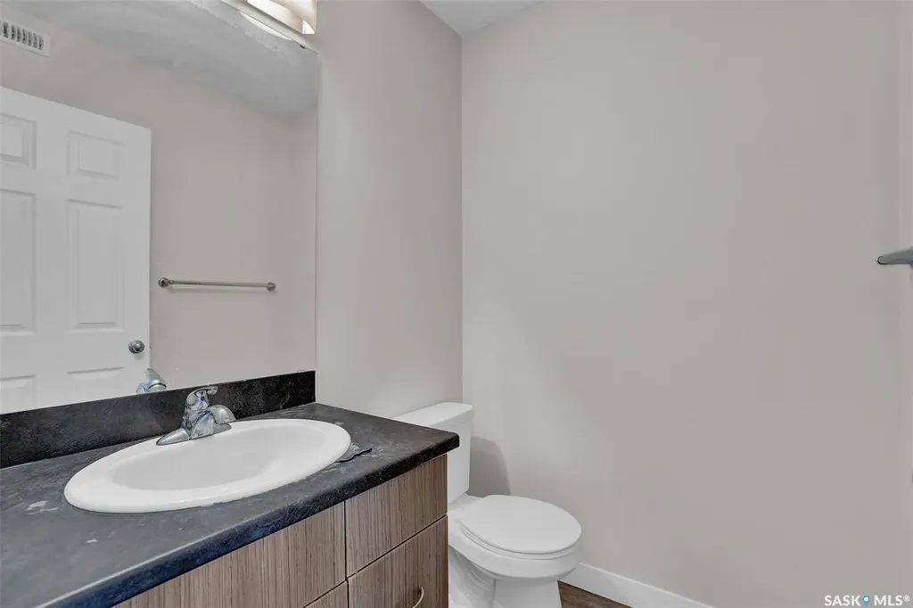 2030 Francis Street Regina SK S4N 2P1