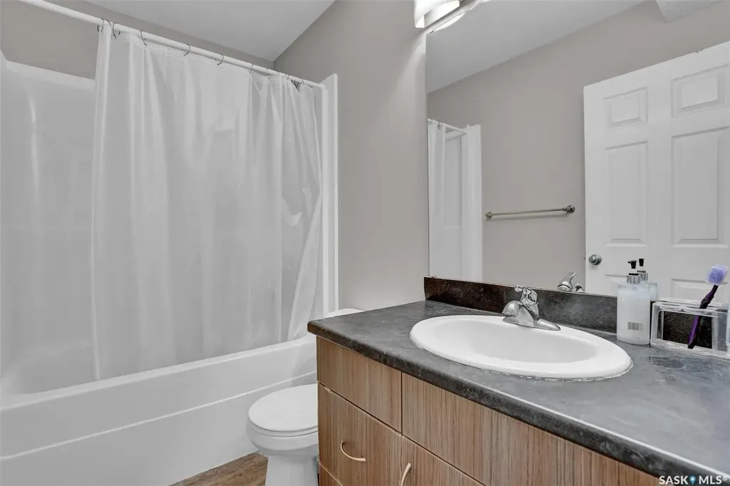 2030 Francis Street Regina SK S4N 2P1