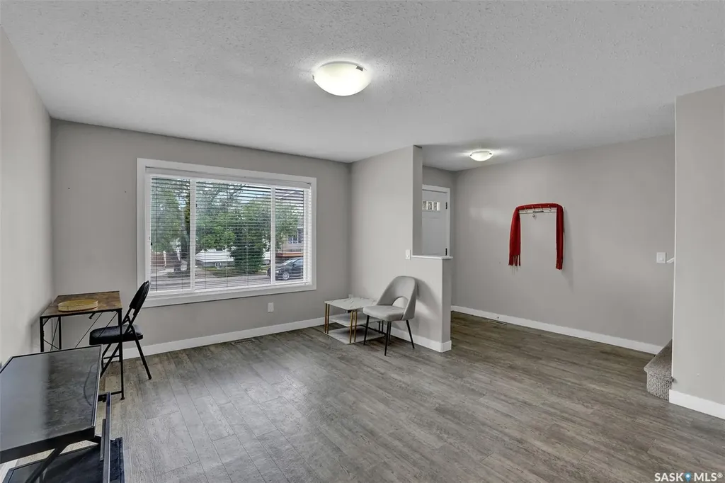 2030 Francis Street Regina SK S4N 2P1