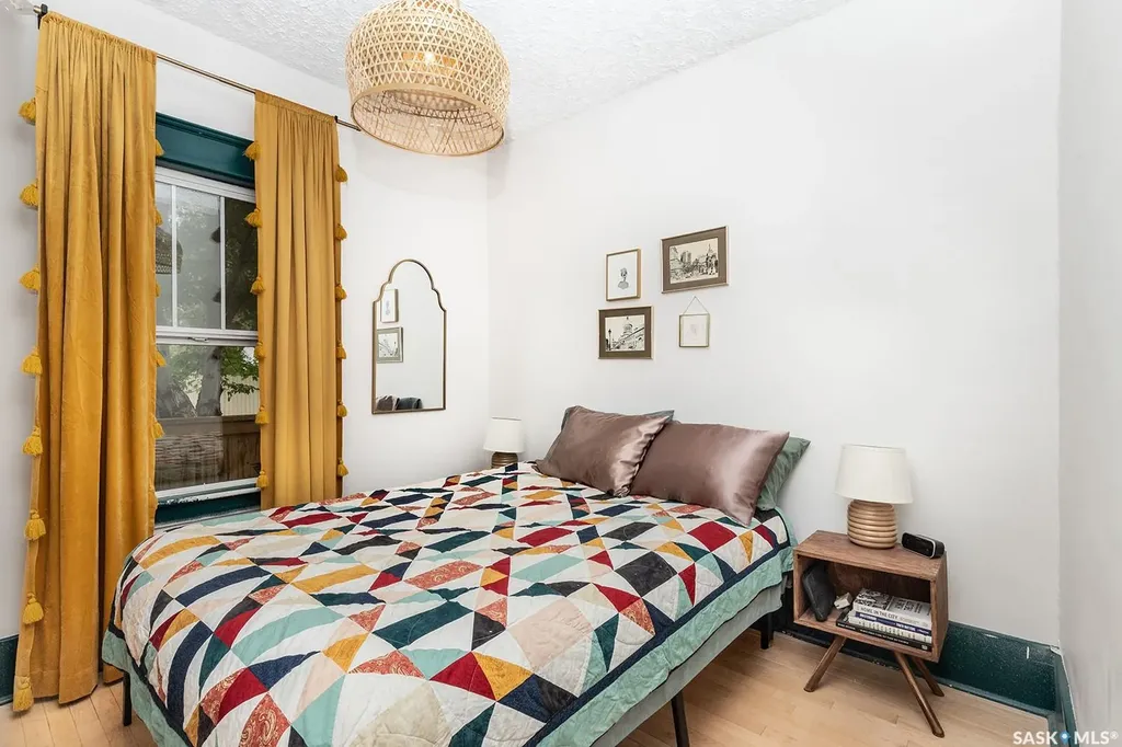 840 8th Avenue N Saskatoon SK S7K 2X2