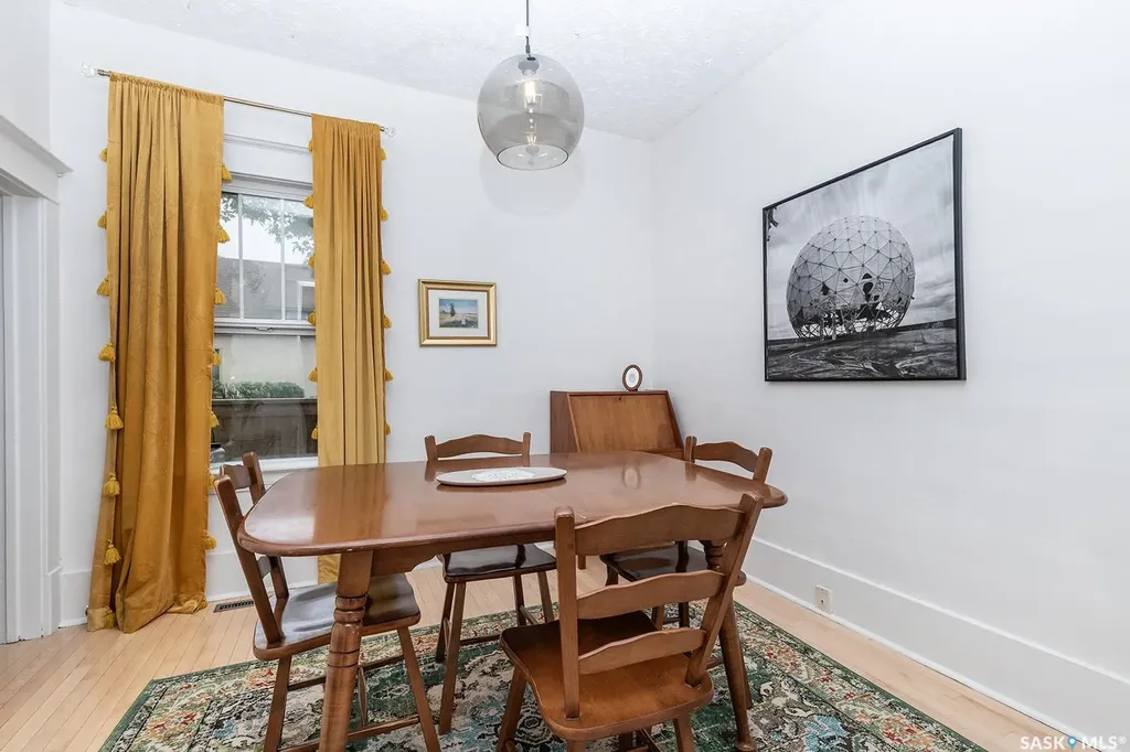 840 8th Avenue N Saskatoon SK S7K 2X2