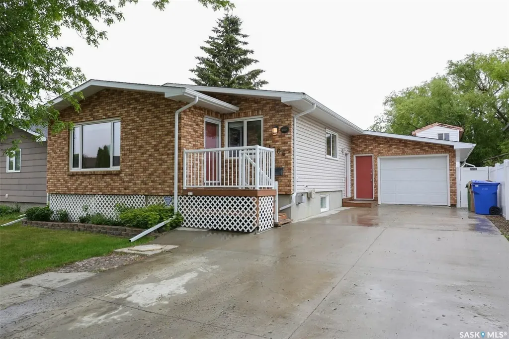 1606 7th Avenue E Regina SK S4N 5S6