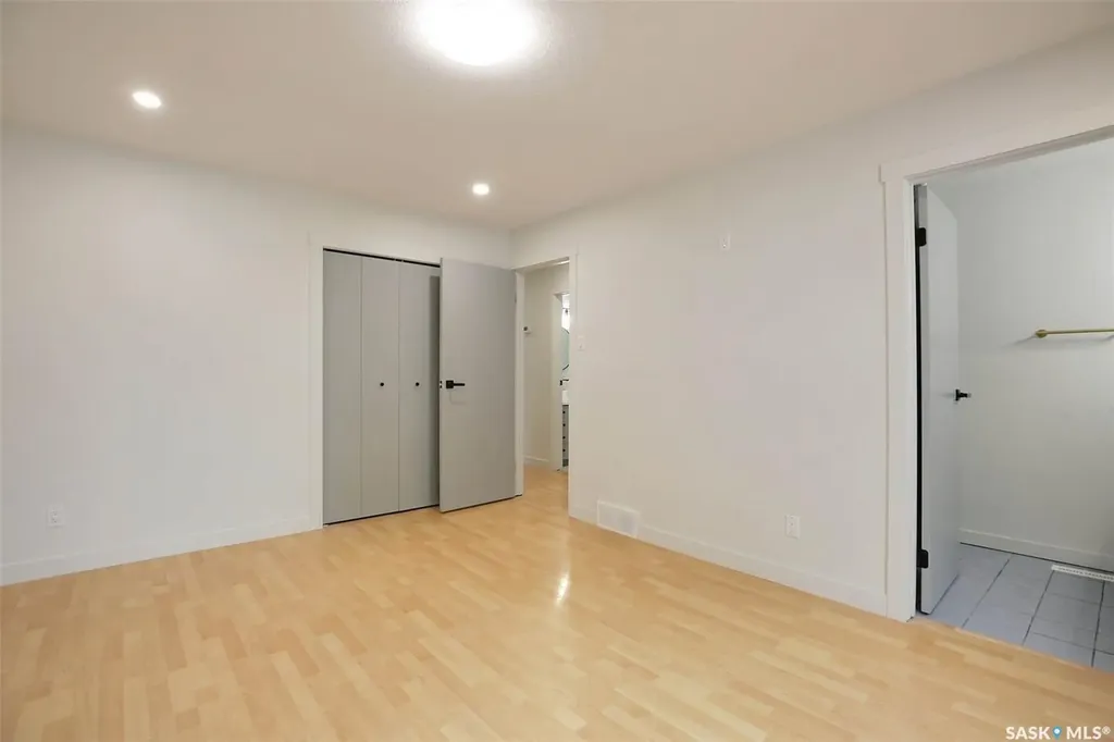 1606 7th Avenue E Regina SK S4N 5S6