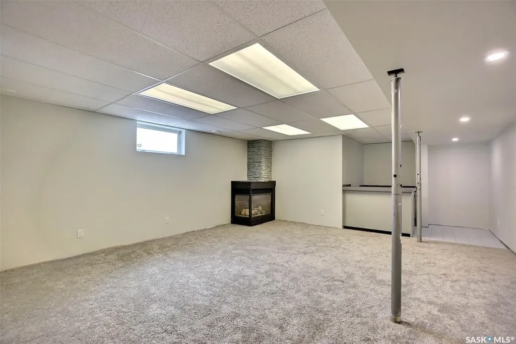 1606 7th Avenue E Regina SK S4N 5S6