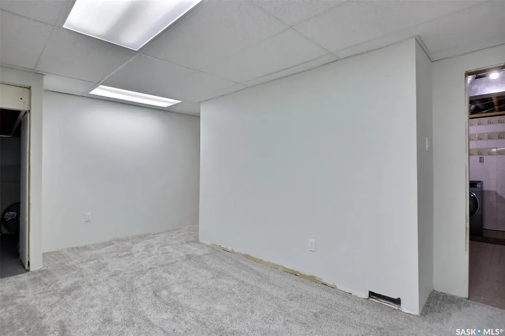 1606 7th Avenue E Regina SK S4N 5S6