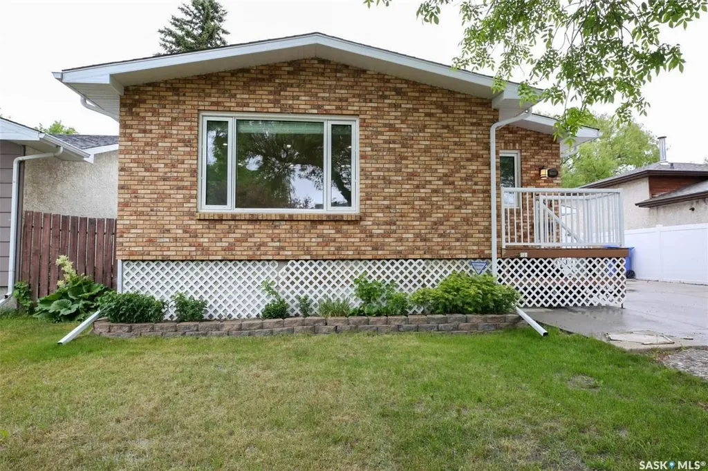 1606 7th Avenue E Regina SK S4N 5S6