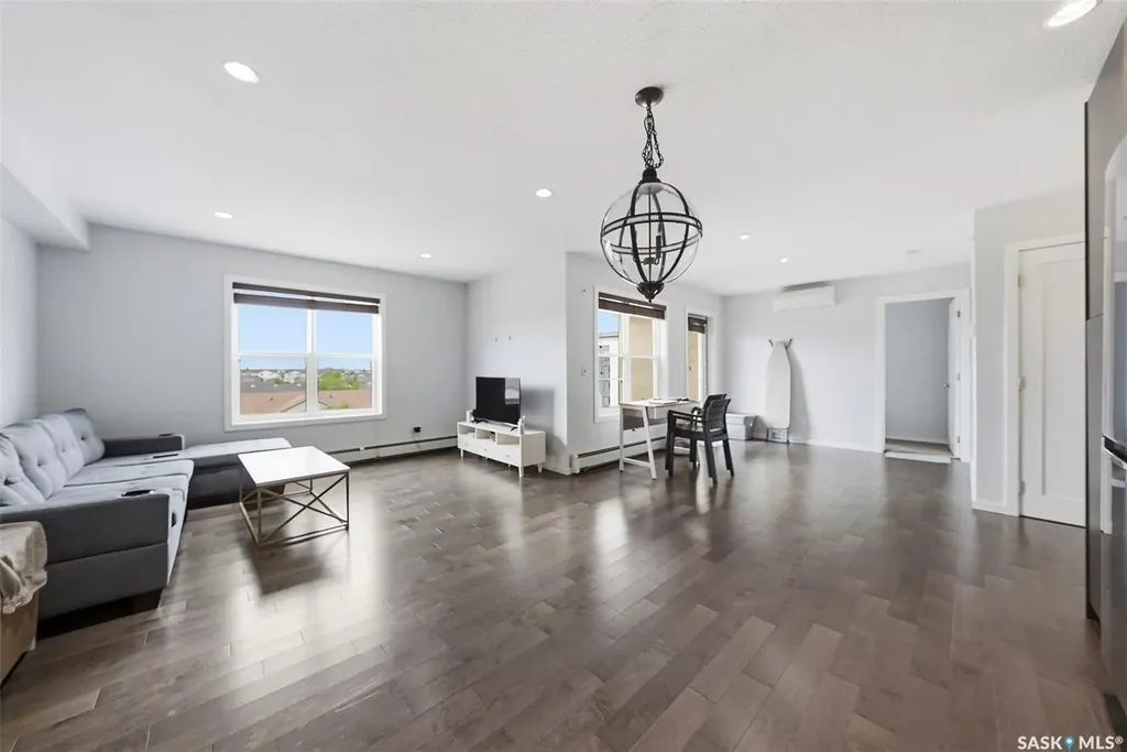 230 Slimmon Road Saskatoon SK S7V 0B3
