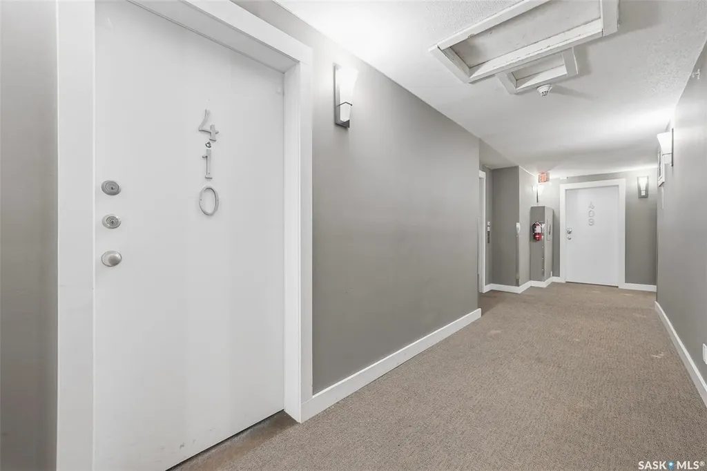 230 Slimmon Road Saskatoon SK S7V 0B3