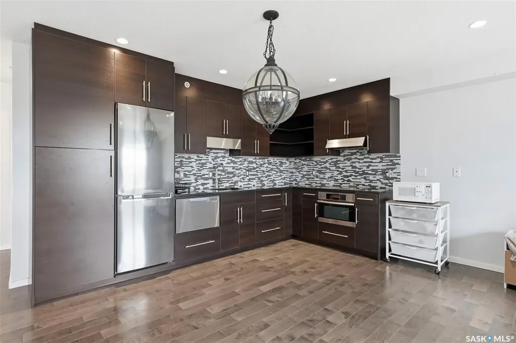 230 Slimmon Road Saskatoon SK S7V 0B3