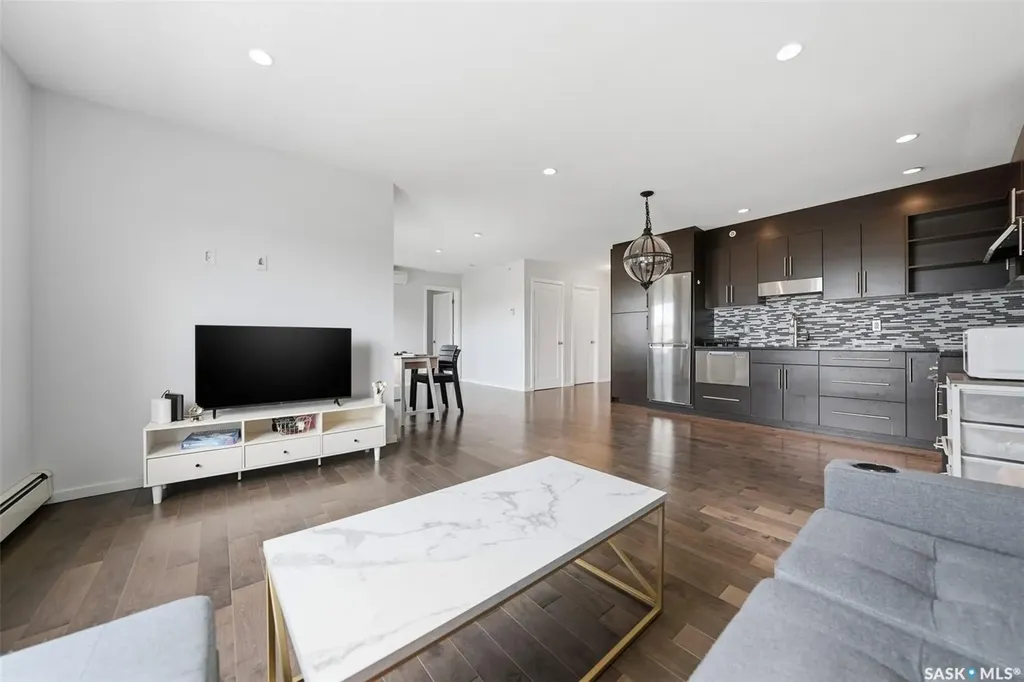 230 Slimmon Road Saskatoon SK S7V 0B3
