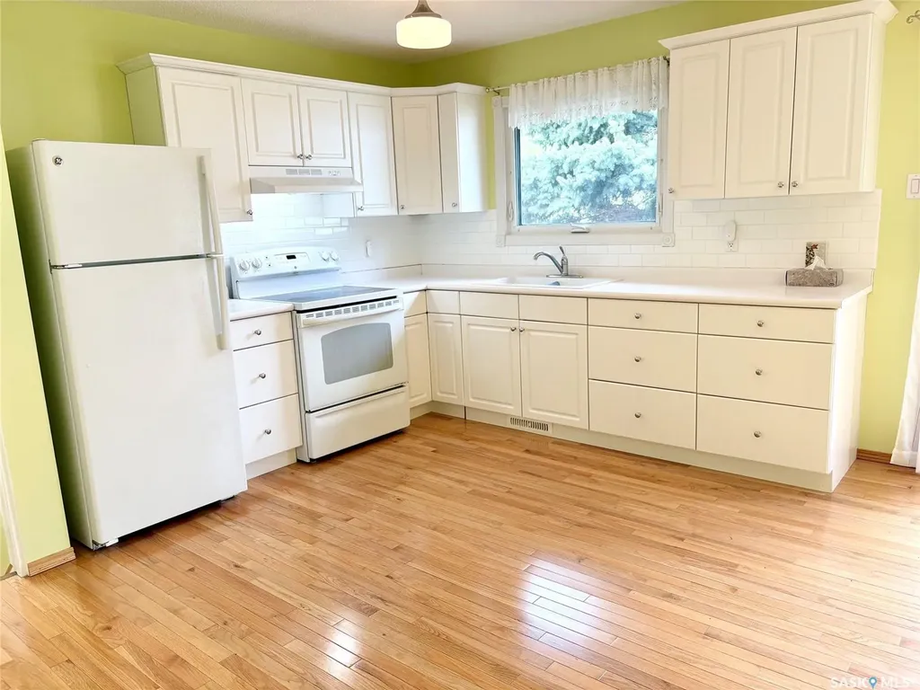 70 Clarewood Crescent Yorkton SK S3N 2V2