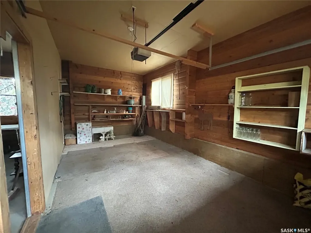 221 1st Street W Coronach SK S0H 0Z0