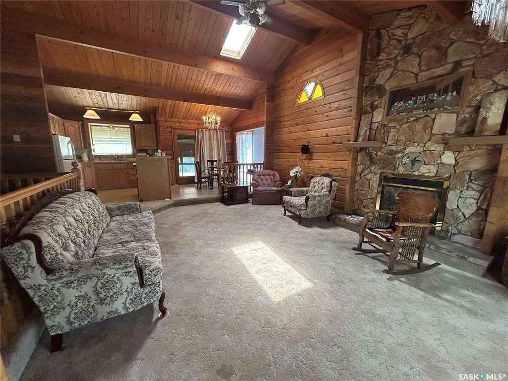 221 1st Street W Coronach SK S0H 0Z0