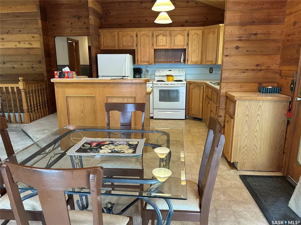 221 1st Street W Coronach SK S0H 0Z0