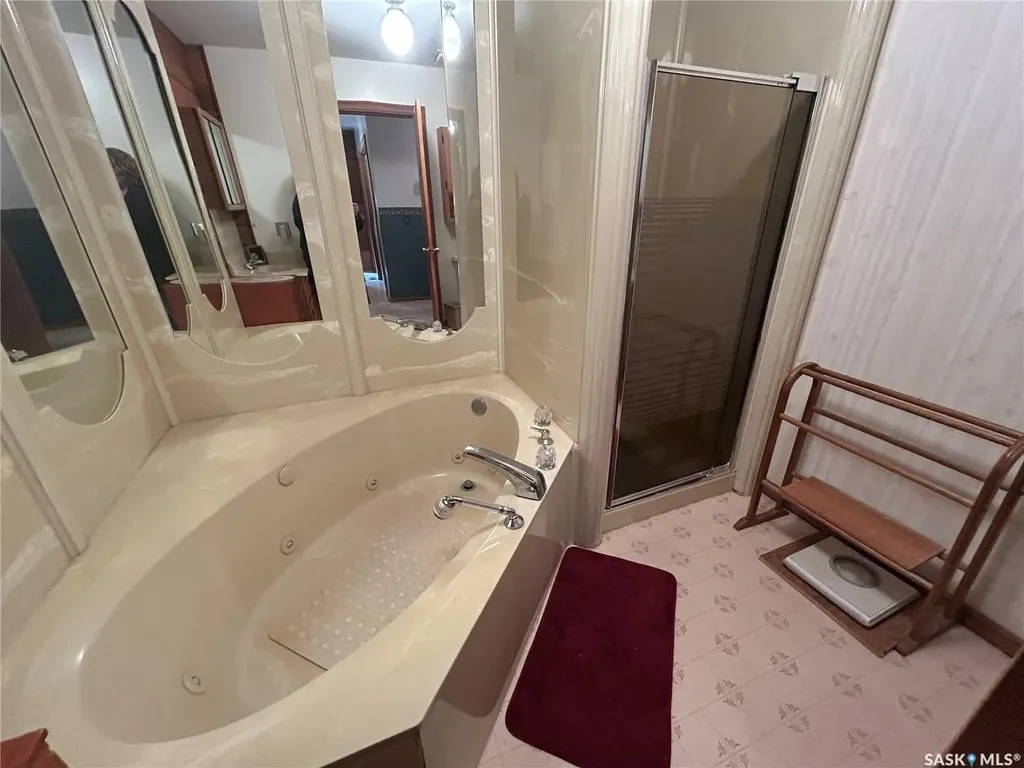 221 1st Street W Coronach SK S0H 0Z0