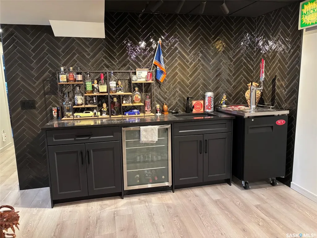 210 Thain Way Saskatoon SK S7K 6T2