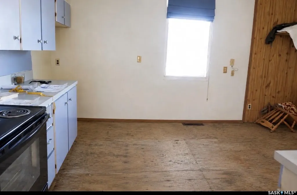 5 & 9 1st Street E Kincaid SK S0H 2J0