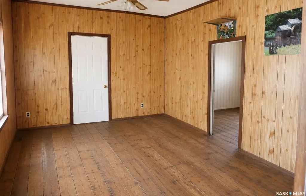 5 & 9 1st Street E Kincaid SK S0H 2J0