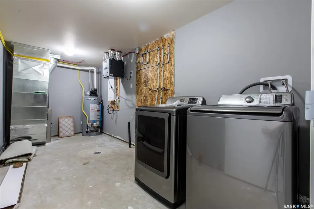 2748 Mackay Street Regina SK S4N 2T7