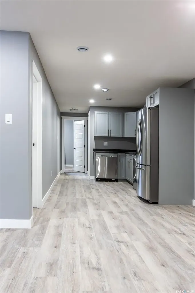2748 Mackay Street Regina SK S4N 2T7