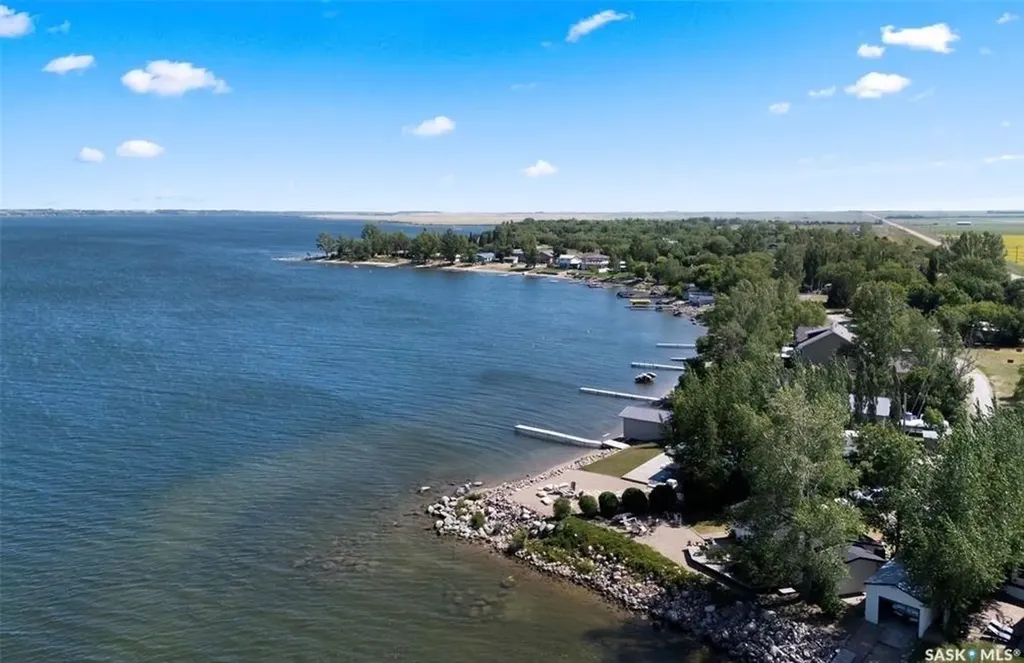 177 Poplar Lane Wee Too Beach SK S0G 1C0