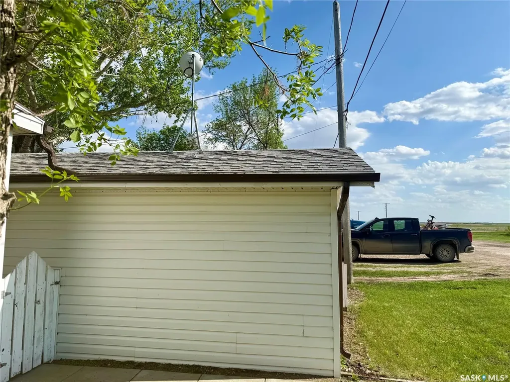 177 Poplar Lane Wee Too Beach SK S0G 1C0