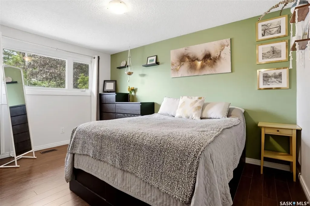 7344 6th Avenue Regina SK S4T 0P2