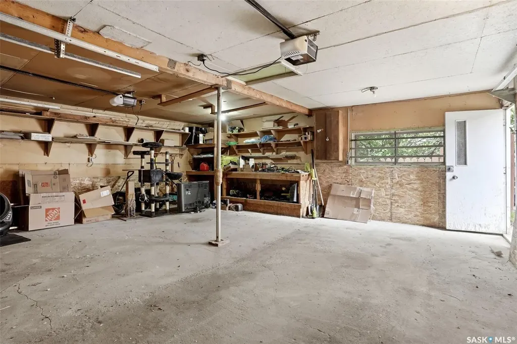7344 6th Avenue Regina SK S4T 0P2