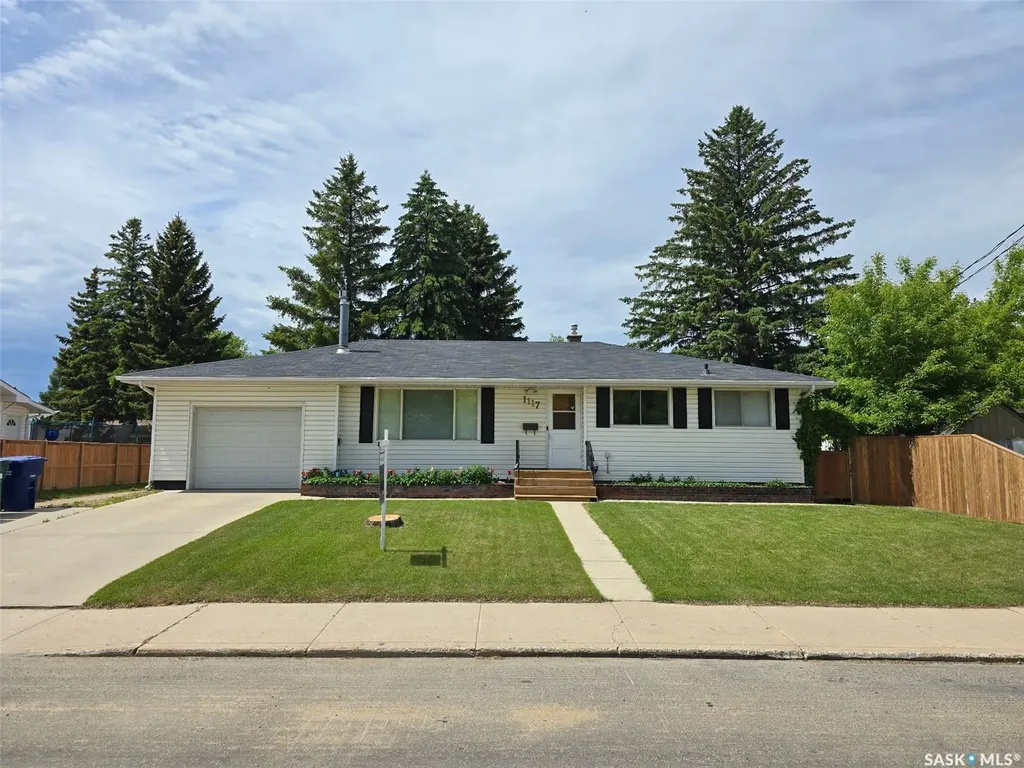 1117 Elevator Road Saskatoon SK S7M 3X1