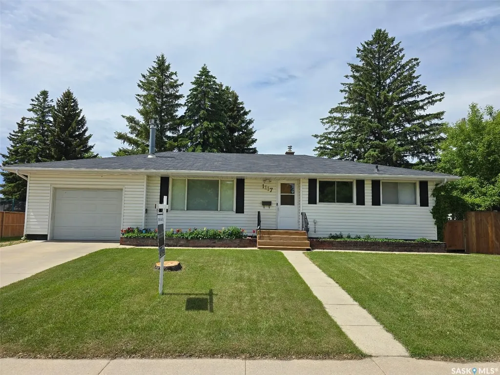 1117 Elevator Road Saskatoon SK S7M 3X1