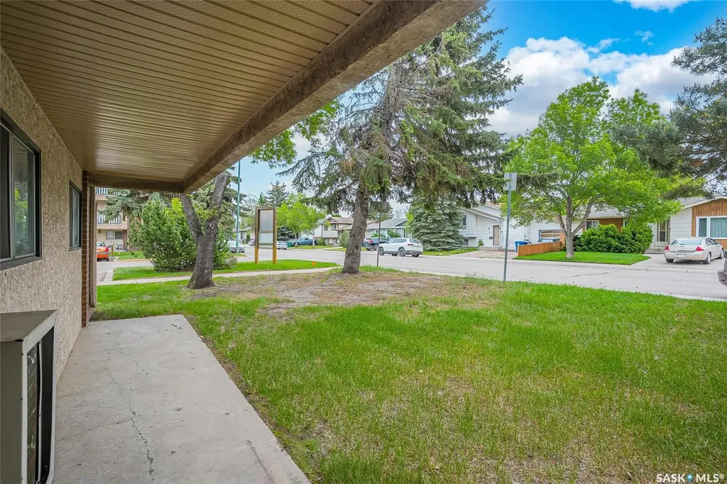 310 Stillwater Drive Saskatoon SK S7J 4H7