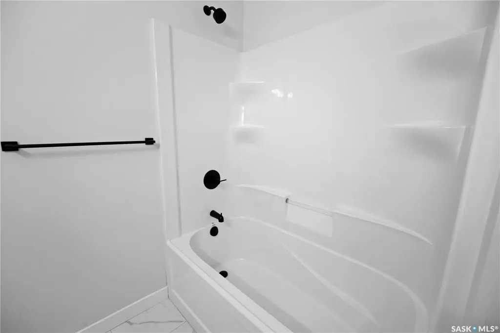 243 Leskiw Lane Saskatoon SK S7V 2A6