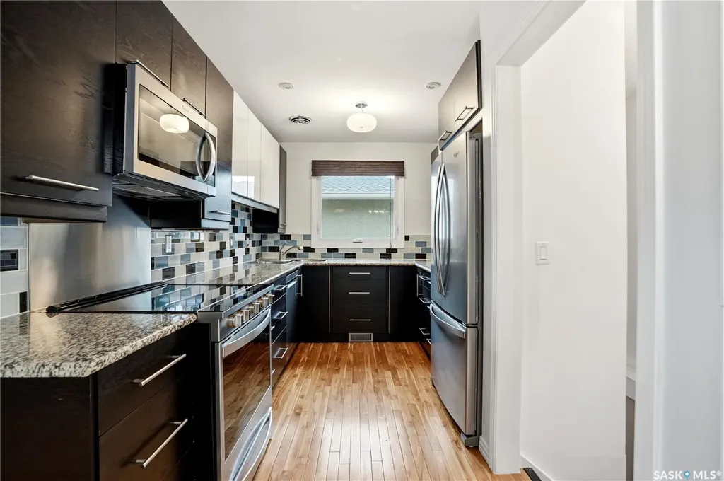 1710 Drinkle Street Saskatoon SK S7J 0P7