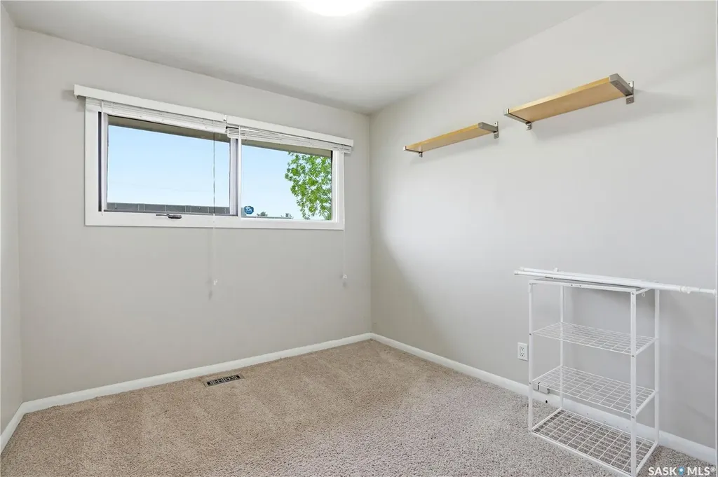1710 Drinkle Street Saskatoon SK S7J 0P7