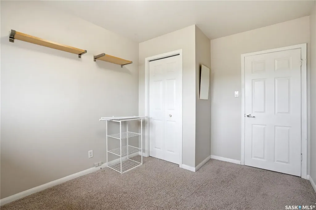 1710 Drinkle Street Saskatoon SK S7J 0P7