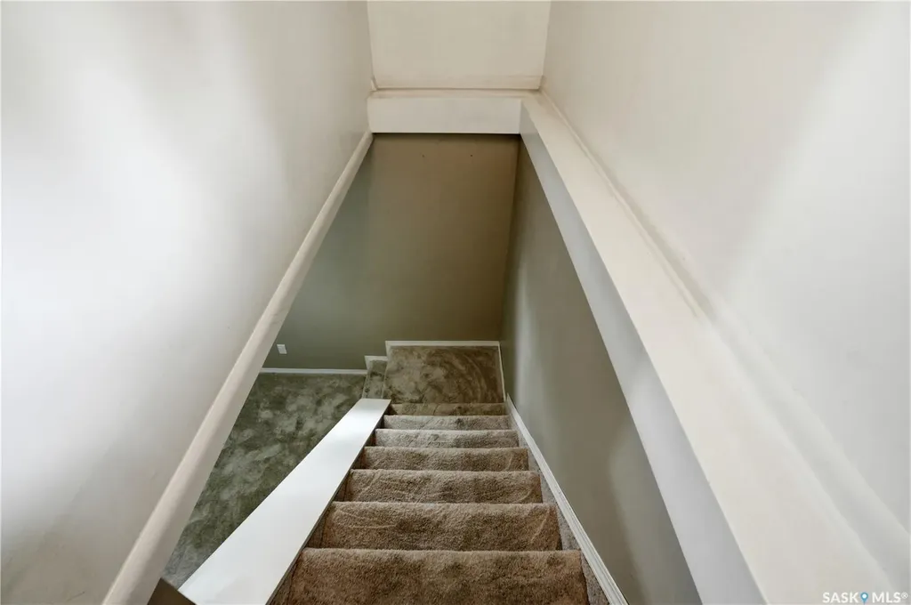 1710 Drinkle Street Saskatoon SK S7J 0P7